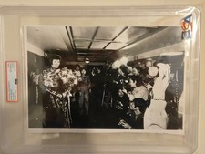 DAVID BOWIE ORIGINAL 8X10 1973 TOUR OF JAPAN PHOTOGRAPH (PSA TYPE 1)
