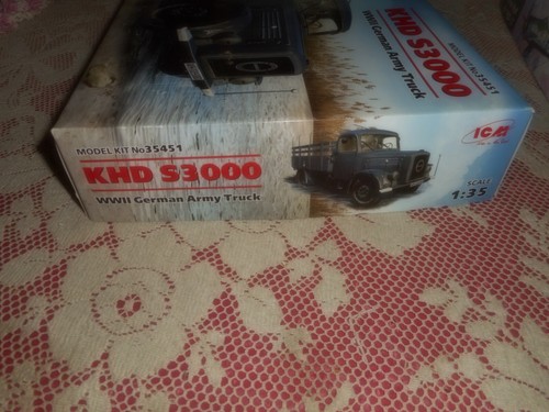 ICM 35451, 1/35 KHD S3000 WWII GERMAN ARMY TRUCK PLASTIC MODEL KIT - Picture 3 of 9