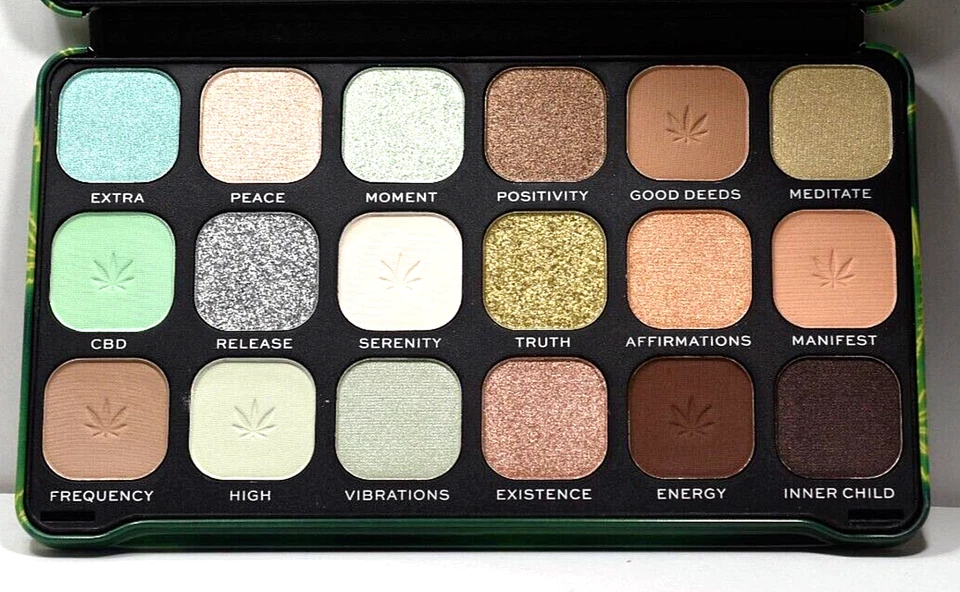 Beauty Supply Resale Lot  3 Revolution Eyeshadow Good Vibes & 4 Piece Brush Sets - Image 2 of 4