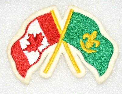 Scouts Canada CANADIAN FLAGS Maple Leaf & Fleur des Lis FELT Crest NOS SD82N