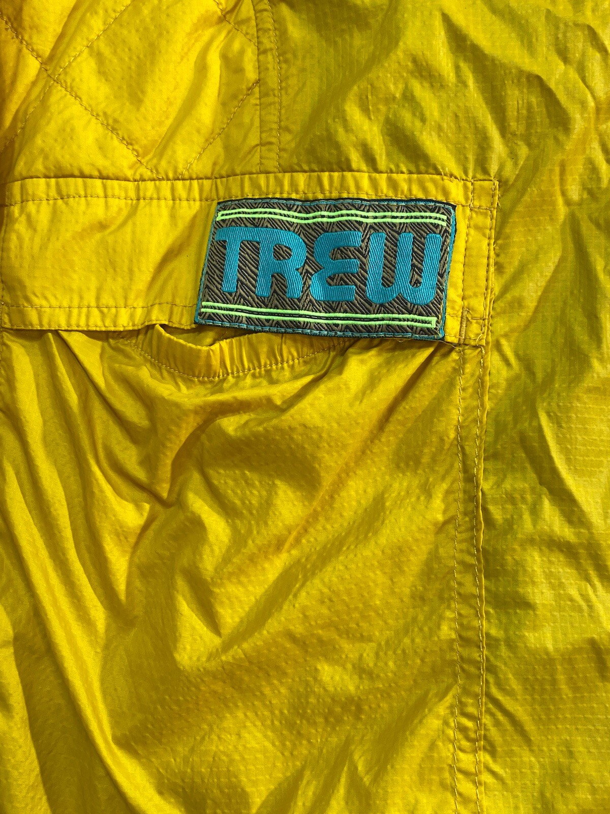 Trew Gear Polar Shift Wind Breaker  Primaloft 2013 Yellow Reversible Sz S  READ