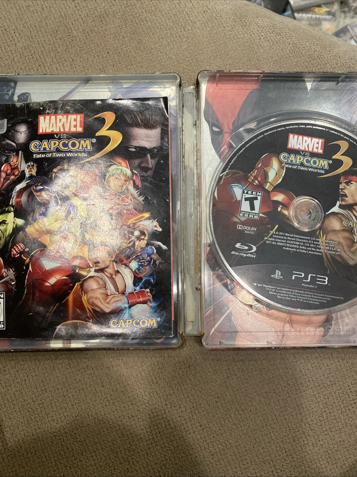 Marvel Vs. Capcom 3: Fate of Two Worlds Special Edition PS3 W/ Steelbook + Manua - Image 2 of 3