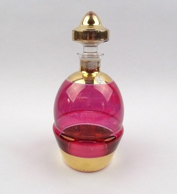 Likörkaraffe 1950er wohl De Rupel Boom Glas Rotbeize Golddekor H ca. 19 cm
