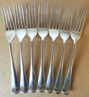 7 Antique DINNER FORKS Walker & Hall RAT TAIL 1904 SHEFFIELD Silver Regent Plate