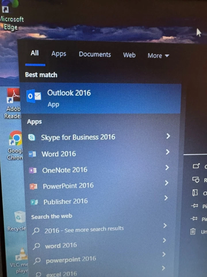 Dell Latitude 3570 15.6 Laptop i5-6200U 8GB RAM 256GB SSD Windows 10 Pro - Image 4 of 4