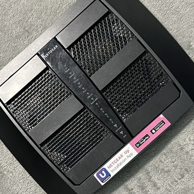 Netgear Nighthawk X6S AC3000 Tri-Band Wi-Fi Router R7900P