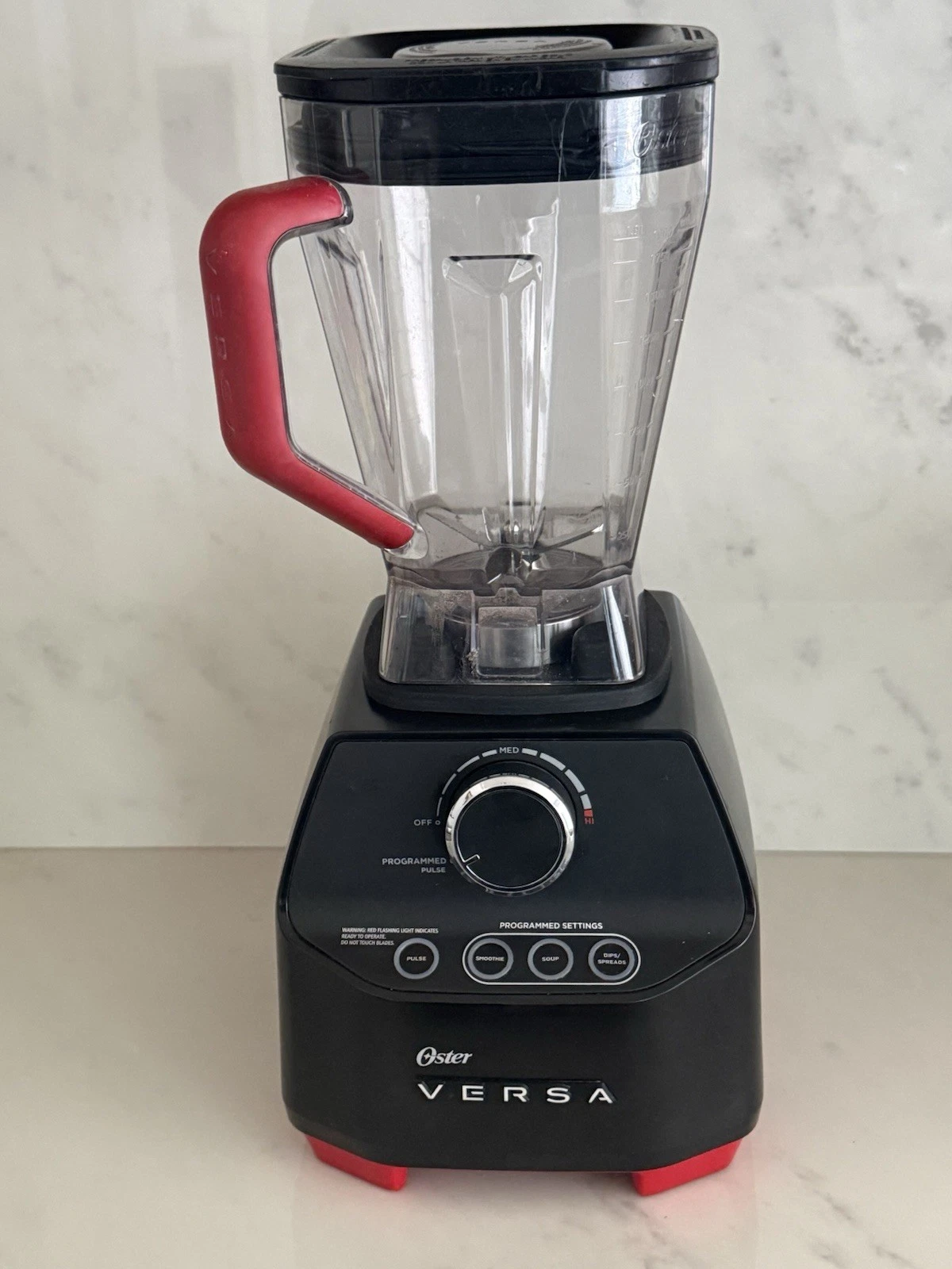 Oster Versa Pro Power Blender 8 Cup Pitcher 1400W BLSTVB-RV0-000 Black/Red