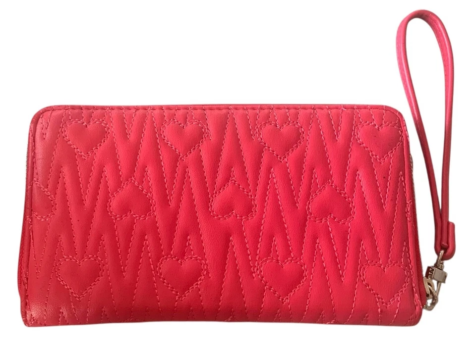 Cartera Muñequera BETSEY JOHSNON Rosa Fucsia Cosida en Corazón Cremallera Alrededor Foto 4 de 4