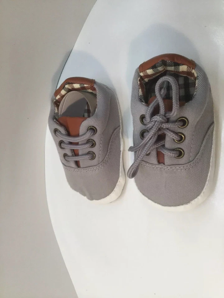 BABY  BOY CANVAS SHOES AUTUMN SEASON ANTI SLIP 0 To 18 Months .New From PUSEKY - Image 3 of 4