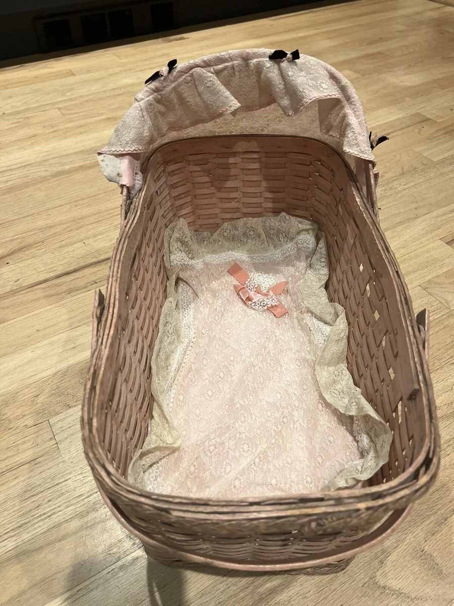 Baby doll wicker clearance bassinet