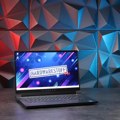 Dell Alienware m15 R6 Gaming Laptop // i7-11800H, RTX 3070, 16 GB RAM, 1 TB SSD