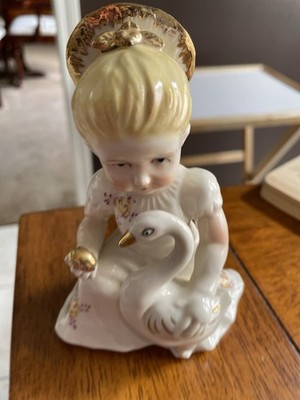 Vintage ARPO Porcelain Figurine From Romania Early 20th Century