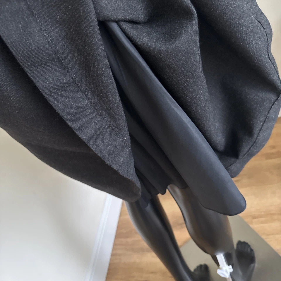 Ted Baker Women's Dark Grey 52% Wool Skirt Size Uk 10 - Image 4 of 4