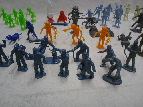 MARX moon base 1960 MIXED LOT vintage 1958 playset aliens corbett REX OLD