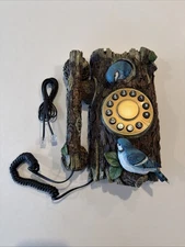 Vintage Novelty Telephone Tree Stump & Bluebirds Sculpture Push Button Cabin