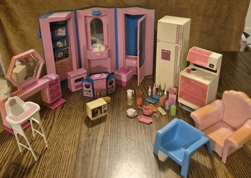Vintage 1980s Mattel Barbie Stove Fridge Vanity TV And More