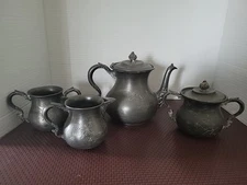 Victorian Middletown Plate Co Silverplate Tea Set 4 Pieces