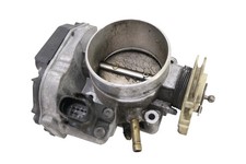 Audi A4 B5 Passat 3B Drosselklappe 078133063AB 2.8 ACK Motor ALF 2,4