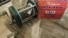 VINTAGE Shakespeare Intrinsic 1903 BAIT CASTING REEL made in USA w/box from 1956