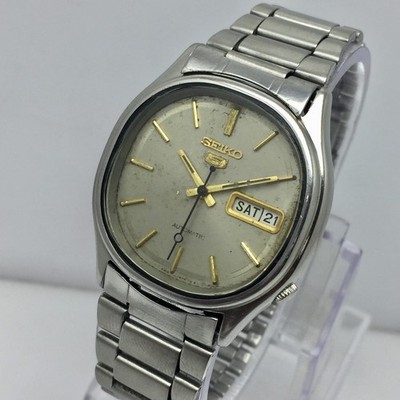 Seiko 5 Black Dial Day/Date 17 Jew Automatic 6309-5820 Japan Made