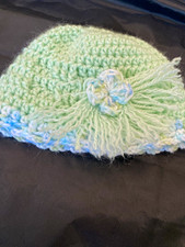 Handmade Crochet Baby Booties  Hat Set Newborn Green/White Fringe Solid