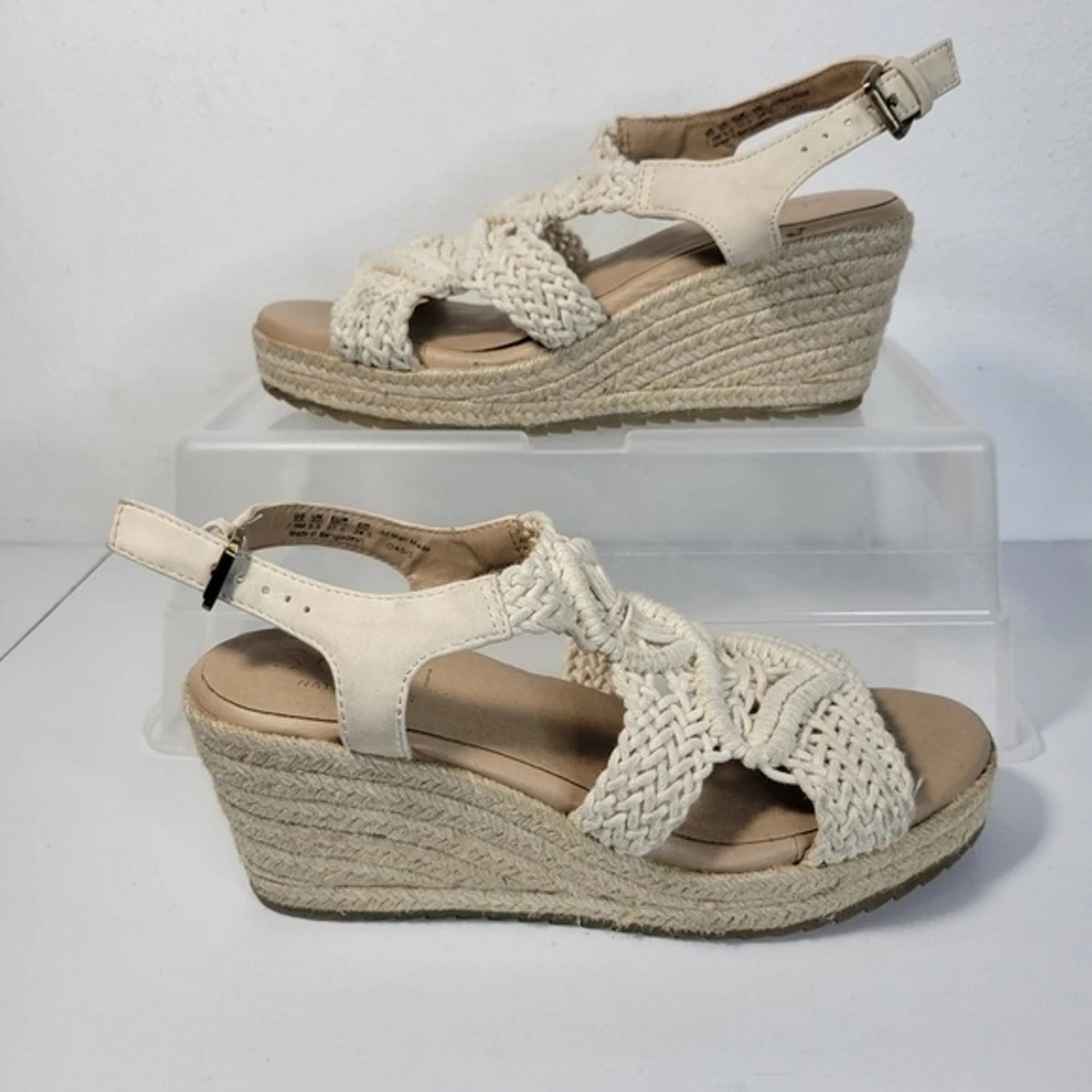 Oasis wedges 2025