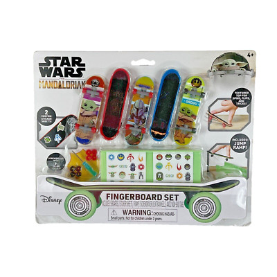 Star Wars Mandalorian Fingerboard Set w/ 5 Boards & Ramp Rare