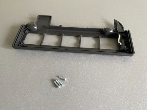Hoover UH72400 Air Steerable Vacuum Bottom Plate Assembly - 第 2/2 張圖片