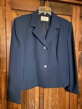 Women s Suit