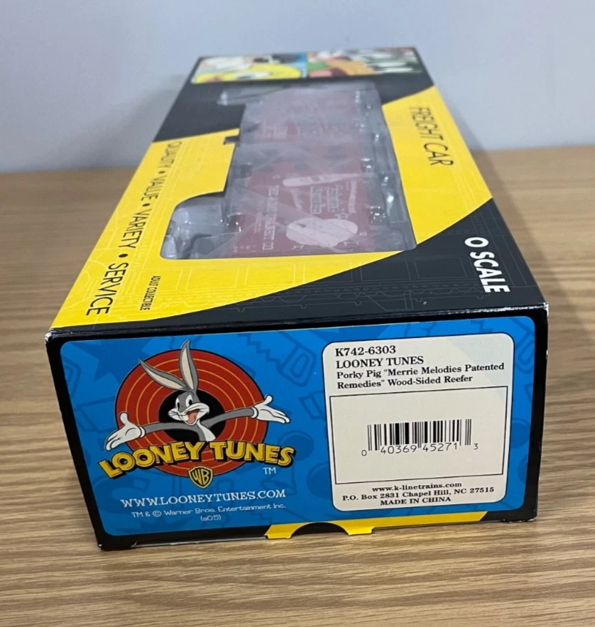 K-line K742-6303 Looney Tunes Porky Pig ACME Wood-Sided Reefer Train Car O Scale - Image 4 of 4