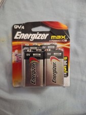 4 Energizer Max 9 Volt 9v alkaline Batteries 4 Pack 