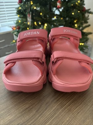 Air Jordan WMNS Jordan Deja Sandal 'Pink Salt' Size 9