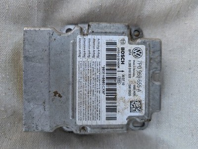 2011-2015 VOLKSWAGEN TOUAREG RESTRAINT DIAGNOSTIC COMPUTER MODULE SRS UNIT OEM