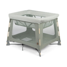  Color: Classic Green Maxi-Cosi-Swift Play Yard 4564