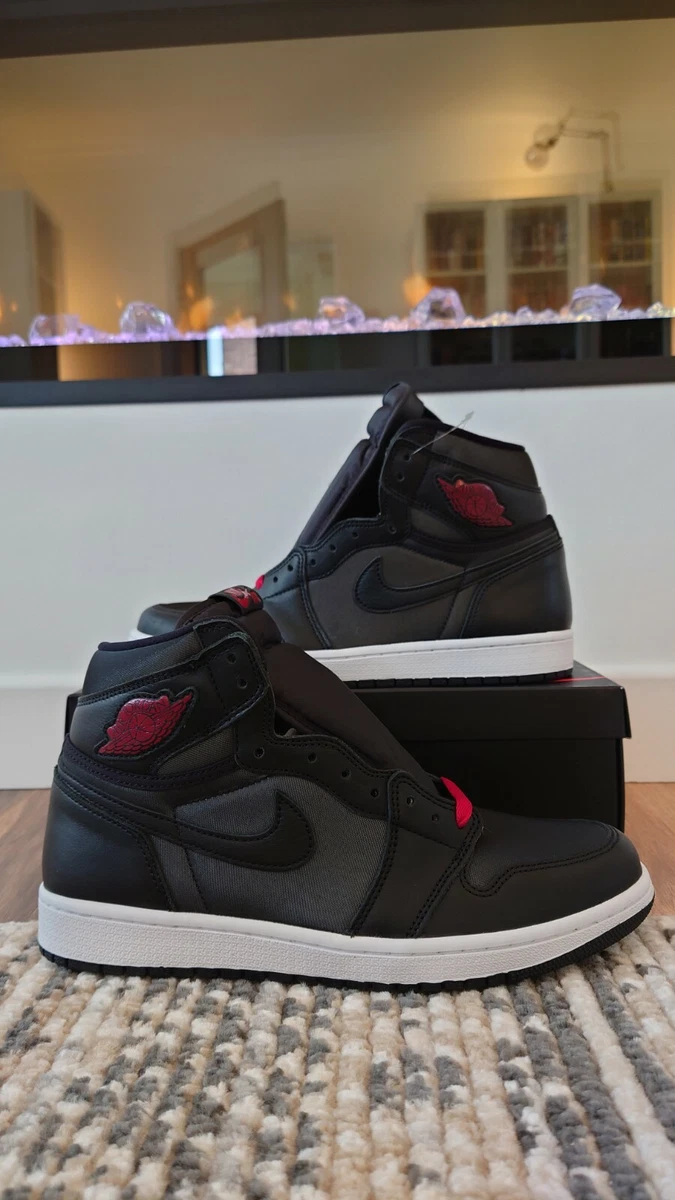 air jordan 1 black satin gym red