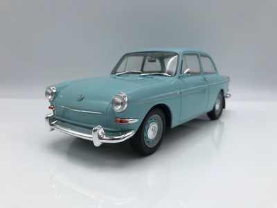 VW 1500 S Modellauto Hellblau 1963 Mcg 1:18 Fertigmodell Typ 3