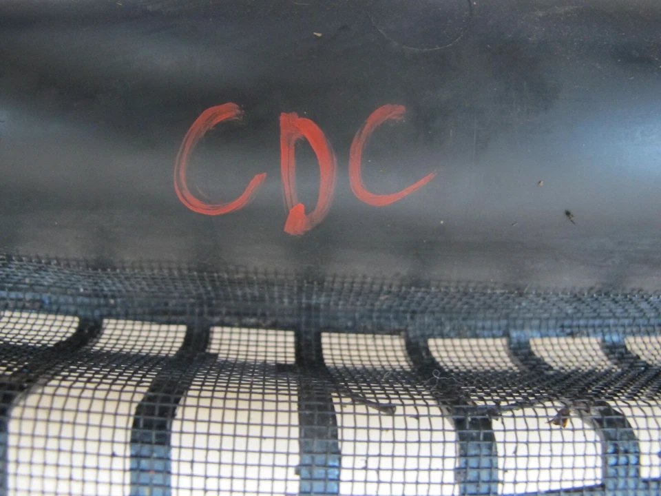 🥇97-04 CHEVROLET CORVETTE C5 PAINEL DE ACABAMENTO CAPÔ LIMPADOR DE PARA-BRISA 10422492 FABRICANTE DE EQUIPAMENTO ORIGINAL - Imagem 2 de 4