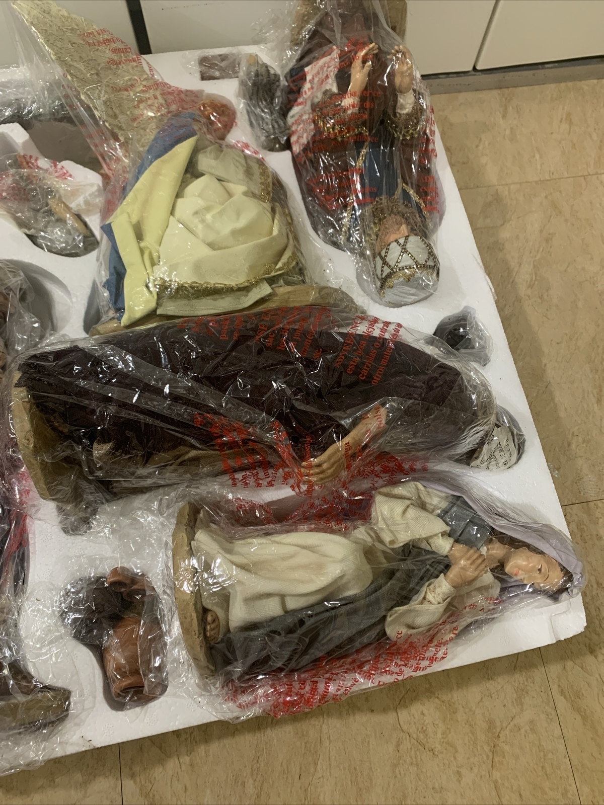 Kirkland Signature 20 Piece Nativity Set Fabric Mache Complete 404603