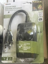 Woods 2001 Black Outdoor Mechanical Timer With Photoelectric Eye US