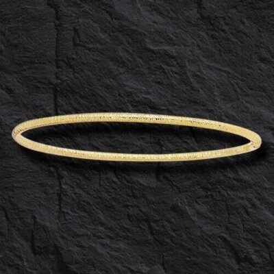 14Kt Gelbgold 8'' stapelbarer Slip-On gehämmert strukturierter Armreif/Armband 2,8 Gramm
