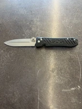 SOG  VG-10 PENT ARC FOLDING TACTICAL KNIFE PLAIN EDGE SEKI JAPAN 