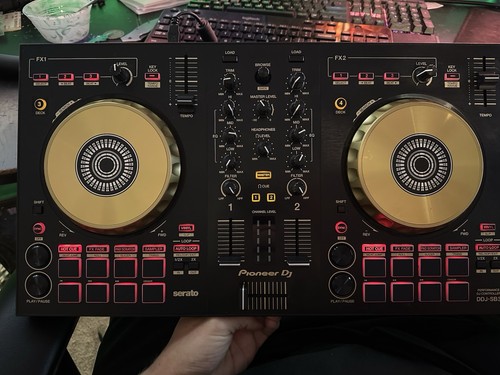 Pioneer DJ DDJ-SB3-N DJ Controller - Black