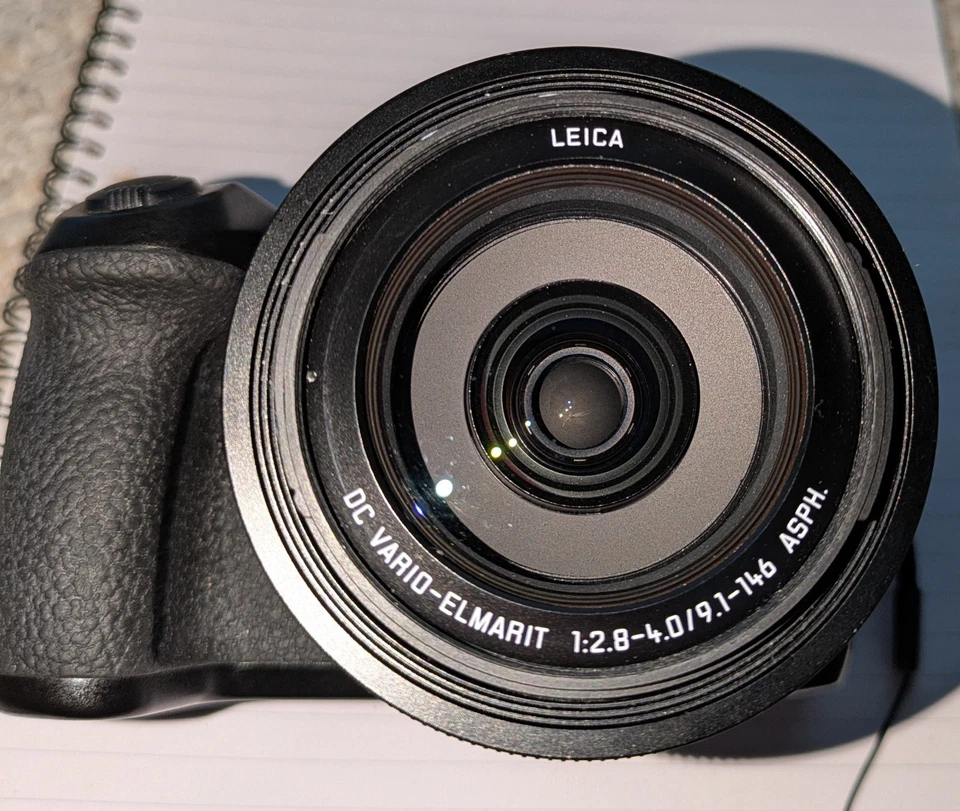 Panasonic Lumix FZ1000 II, photo 2 of 5