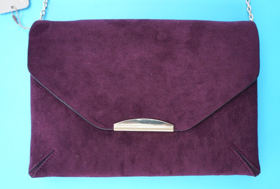 ACCESSOIRE CAMILLA WILDLEDER CLUTCH TASCHE - MAGNETVERSCHLUSS & KETTE ~ WEINROT ~ 24 x 17 cm