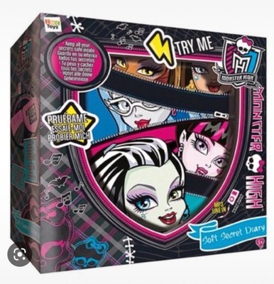 Monster High 4 in 1 Soft Secret MP3 Speaker, Diary, Pillow and