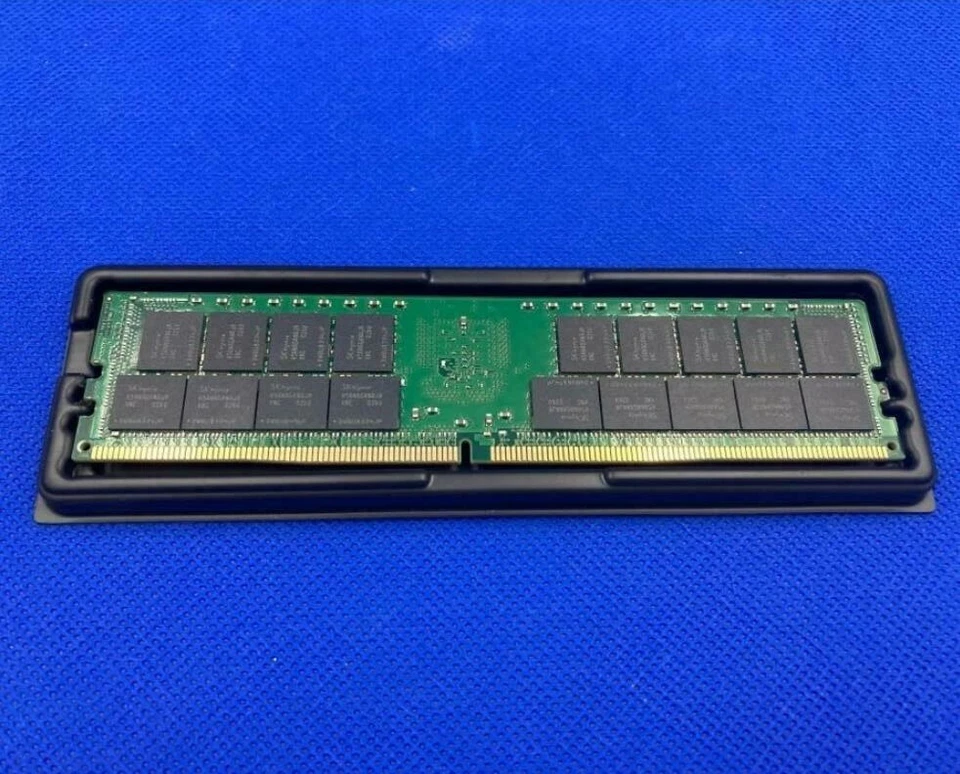 HMAA8GR7AJR4N-XN HYNIX 64GB 2RX4 PC4-3200AA DDR4-3200MHz ECC RDIMM - Image 2 of 2