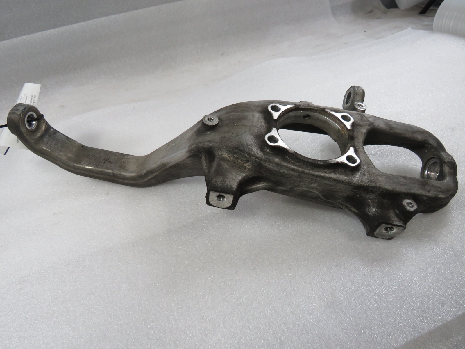 2016 Maserati Quattroporte, Ghibli, LH, Front Spindle Knuckle, Used, 670001805