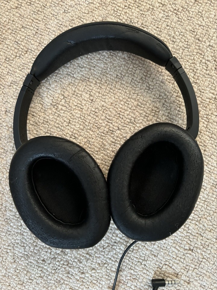 Bose 15 Over the Ear Wired Headphones Black/Silver eBay