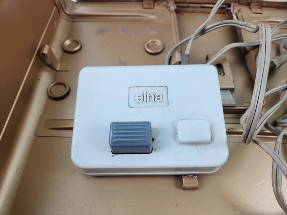 Máquina de coser Elna Supermatic tipo 62 funcionando Foto 3 de 4