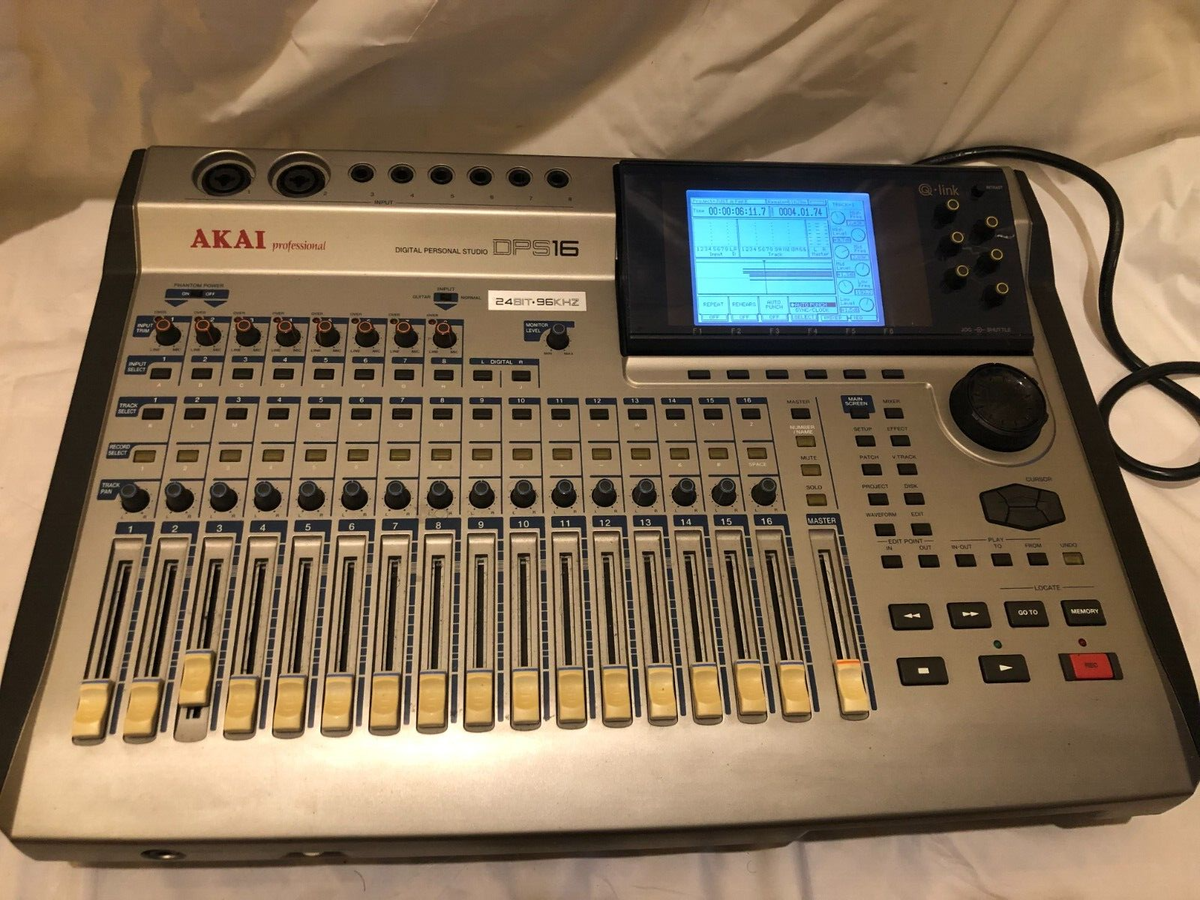 AKAI DPS16 Digital Multitrack 24bit/96kHz HDR Workstation AKAI DPS16 Digital Multitrack 24bit/96kHz HDR Workstation